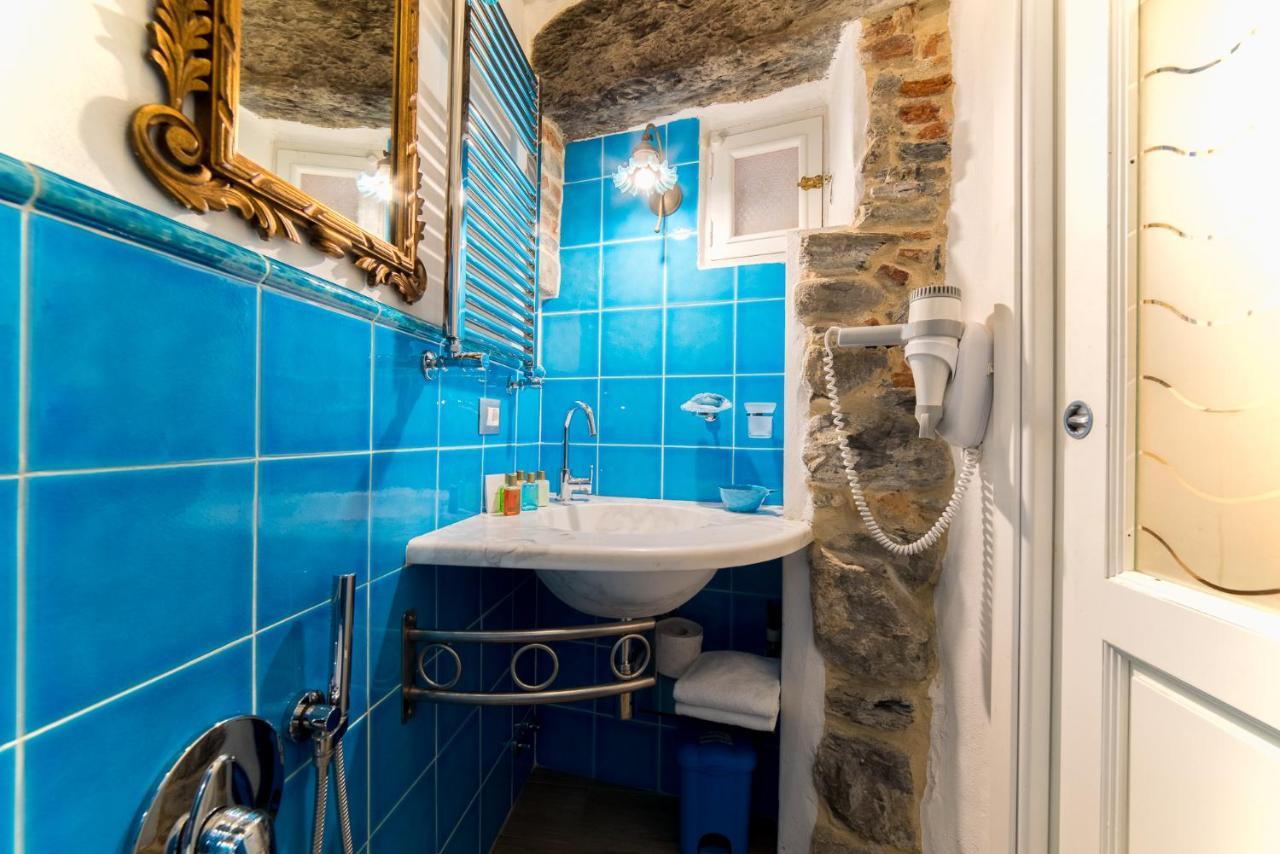 Via Mazzini - Francamaria Rooms Вернацца Экстерьер фото